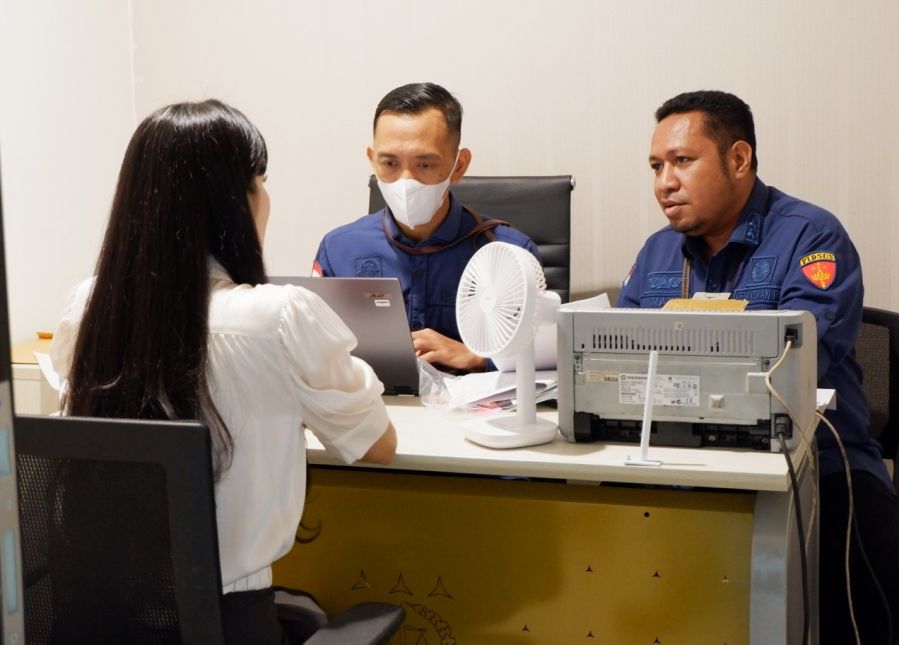 Artis SD Istri Tersangka HM Diperiksa Kejagung Dalam Perkara Komoditas Timah Rugikan Negara Rp.271 T