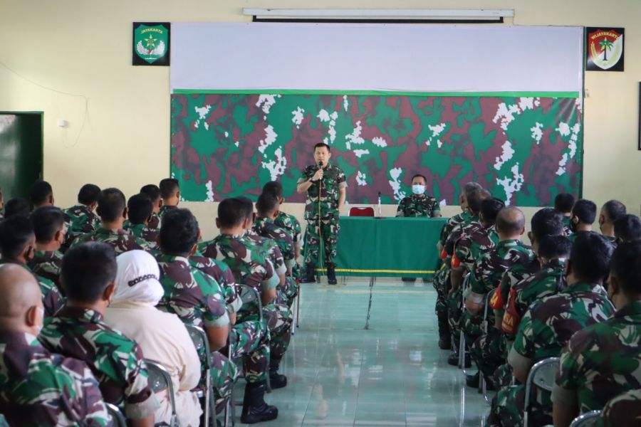 Dandim 0504/JS Ingatkan Seluruh Prajurit dan PNS Jaga Keselamatan