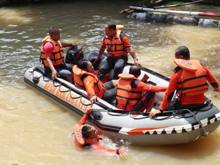 DIKLAT SAR Senkom Rescue Melatih Tanggap Dan Cekatan Anggota Senkom.