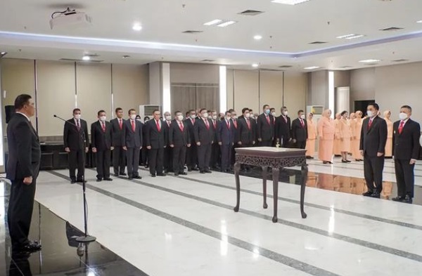 Dirjen Pothan Pimpin Sumpah, Lantik dan Serah Terima Jabatan Direktur Bela Negara