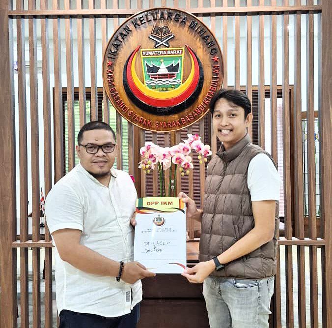 DPP IKM Sosialisasikan Tata Kelola Organisasi dan Serahkan SK DPW–DPD IKM Se-Aceh