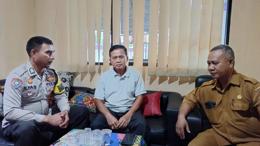 Giat Sambang Bhabinkamtibmas Desa Cibadak Polsek Cikupa 