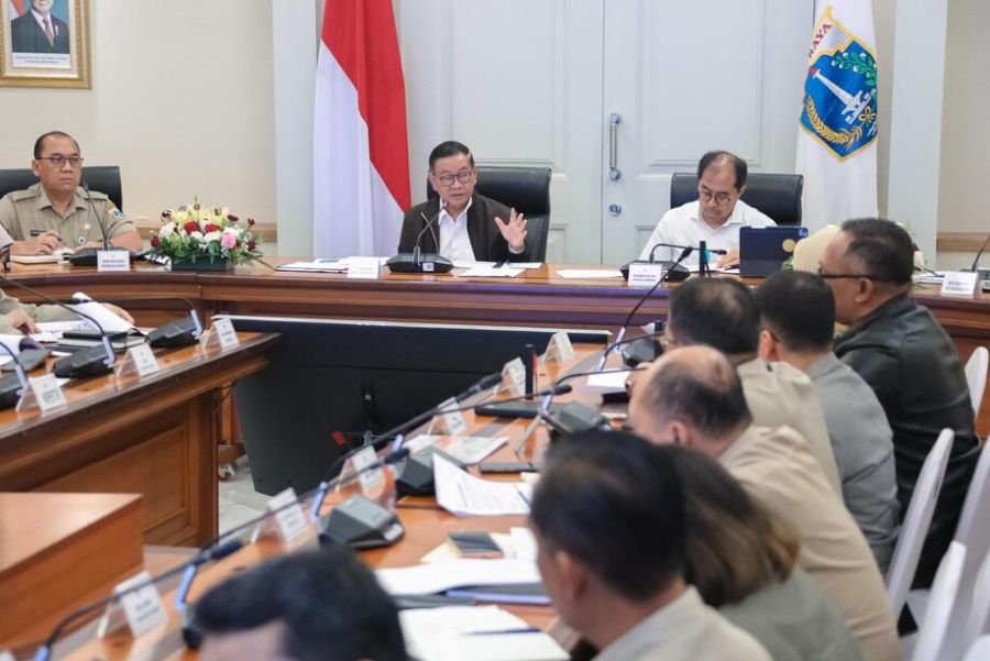 Gubernur Pramono Pimpin Ratas Bahas Lapangan Padel hingga Optimalisasi Pedestrian