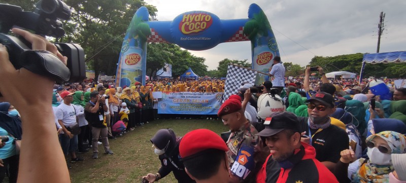 Jalan Sehat Muhammadiyah Songsong Muktamar Muhammadiyah Ke-48 untuk Karanganyar Cerdas