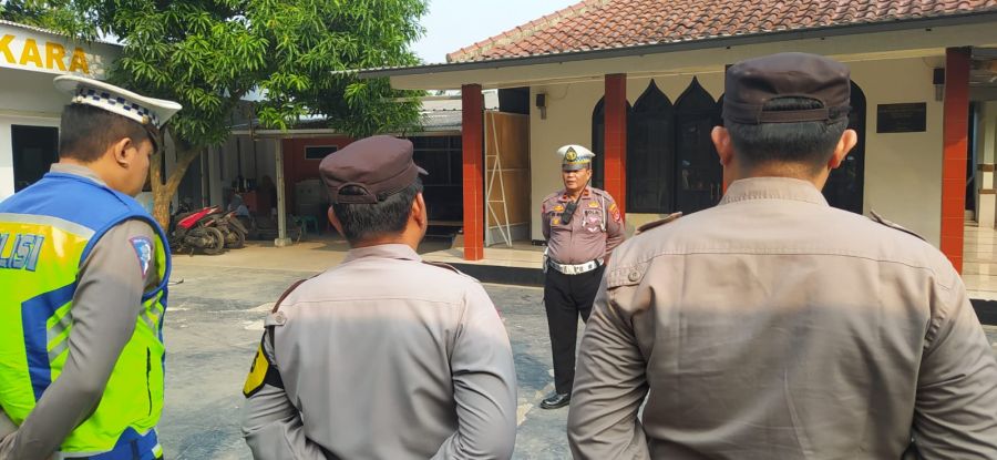 Kanit Lantas IPDA Udi Muhdi Pimpin Apel Pagi dan Serah Terima Tahanan di Polsek Cikupa