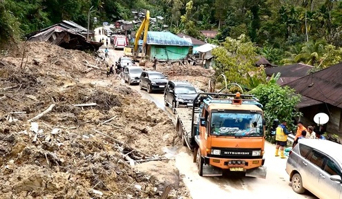 Kapusdatin BNPB: Alhamdulillah Akses Medan-Padang Terbuka, Distribusi Logistik Makin Lancar