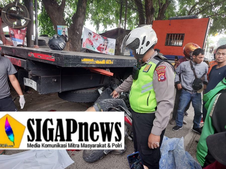 Kecelakaan di Jalan Raya Serang Antara Sepeda Motor Honda ADV dan Truck Mitsubishi Fuso