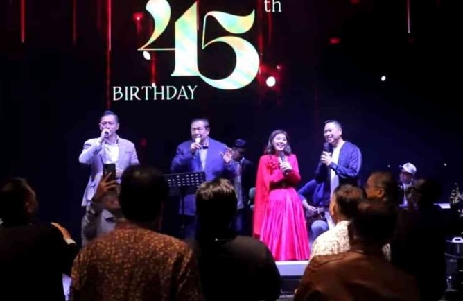 Ketum Demokrat AHY dan Presiden ke-6 SBY Dukung Misi Pendidikan Merry Riana
