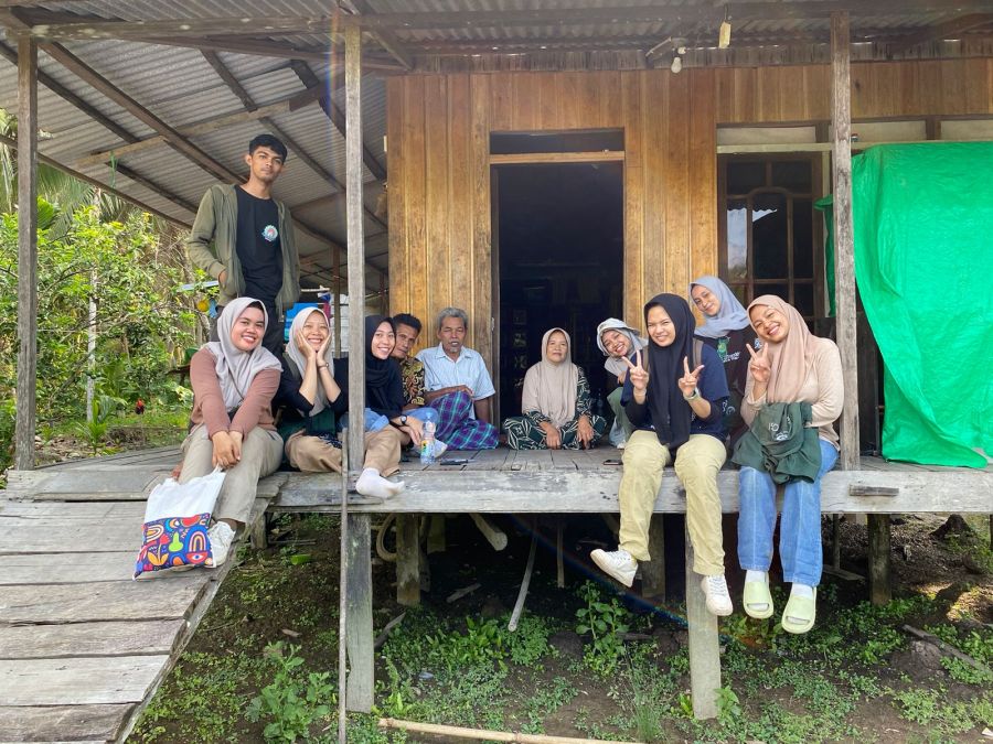 Mahasiswa UNJA Ungkap Benda Bersejarah Di Tanjab Barat yang Tak Terekspot.