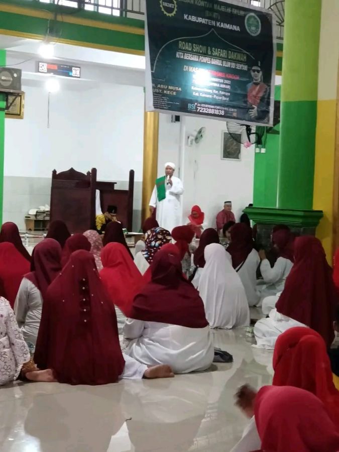 Majelis Taklim Nurul Aini-Al Manshurin Hadiri Pengajian Akbar bersama Ust. Kece Semarakkan HUT RI 