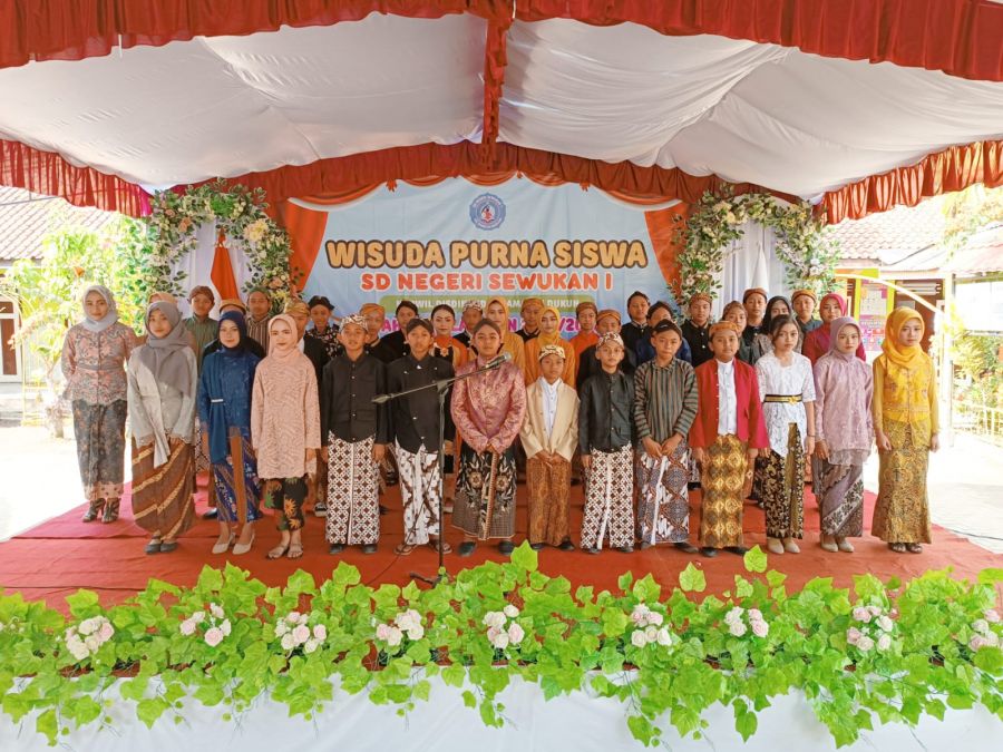 Meriah, Wisuda Purna Siswa SDN Sewukan