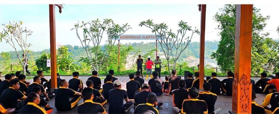 Mewujudkan Kerukunan Kekompakan Senkom 4 Kecamatan Laksanakan Olahraga Bersama 