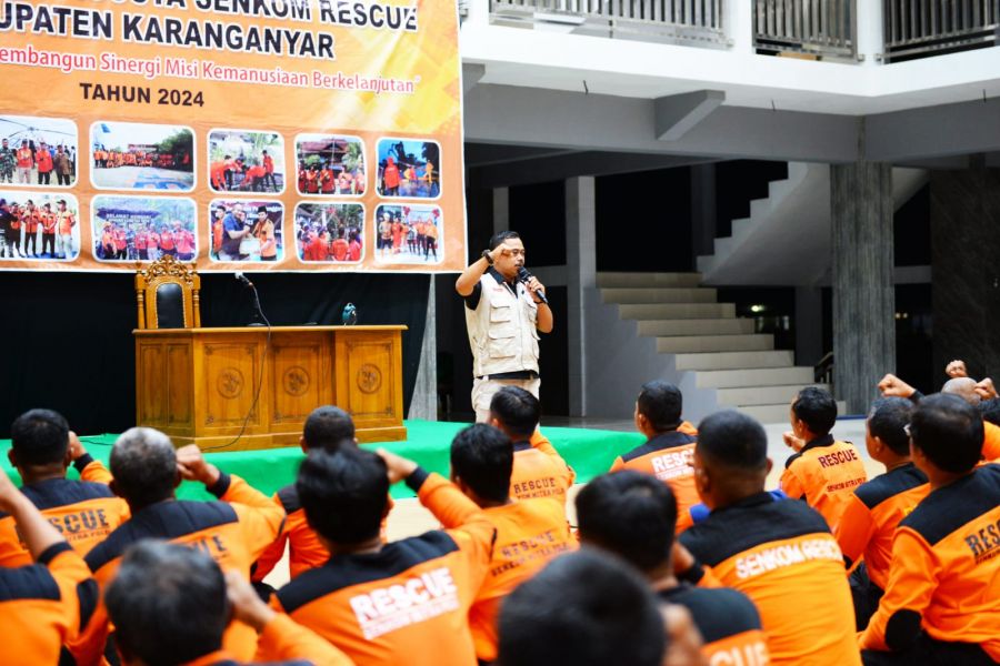 Peduli Kebencanaan 130 Anggota Senkom Digembleng Terkait Evakuasi Korban Bencana 