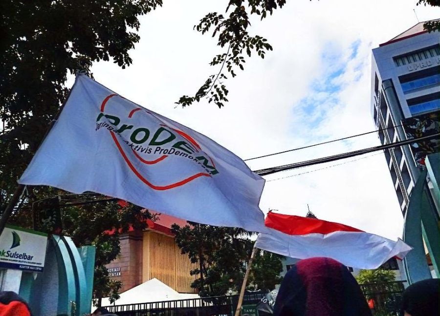 Protes Penetapan Tersangka 8 Aktivis KAMRI oleh Kapolrestabes Makassar