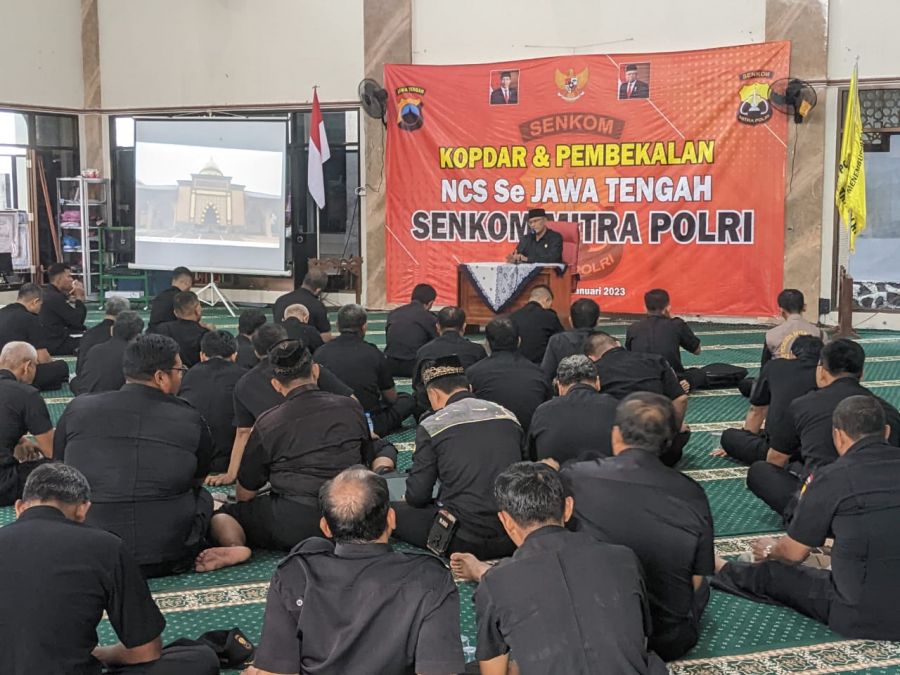 Ratusan Anggota Senkom Kopdar dan Pembekalan Ncs Se Jawa Tengah
