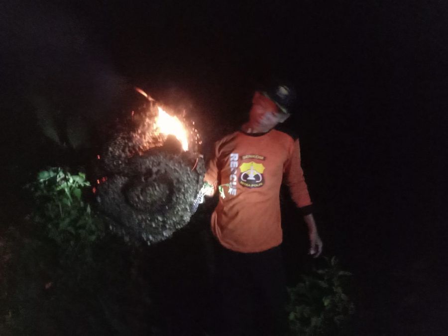 Senkom Jatipuro Tanggap Sigap Terima Keluhan Warga Dengan Lakukan OTT Tawon Vespa