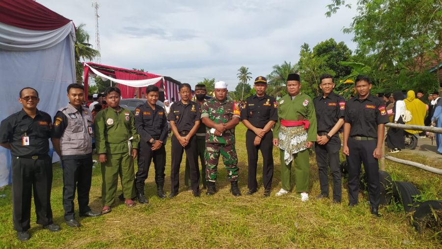 Senkom Sigap Tanggap Amankan Anak Laki-laki yang Terpisah dari Orang Tuanya