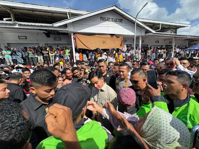 Wapres Ajak Pedagang Pasar Langgur Pertahankan Predikat Pasar Aman dan Bersih