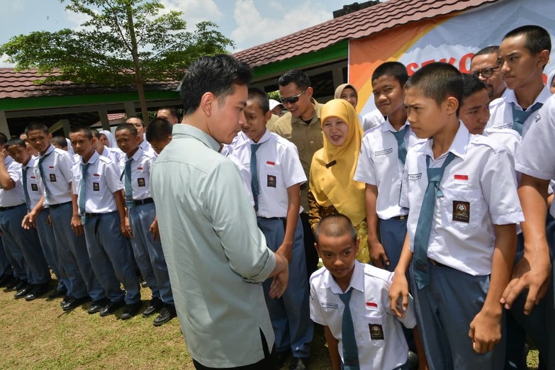 Wapres Gibran Tinjau SRMA 7 Palembang, Tegaskan Pendidikan Jadi Kunci Atasi Kemiskinan