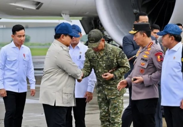 Wapres Sambut Kedatangan Presiden Prabowo usai Diplomasi Strategis di Eropa