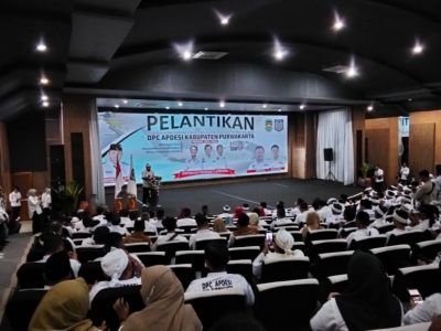 Bupati dan Wabup Purwakarta Hadiri Pelantikan DPC APDESI Periode 2025-2030