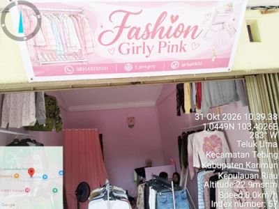 Fashion Girly Pink Hadir di Kawasan Pasar Teluk Uma, Tawarkan Beragam Pilihan Busana Wanita