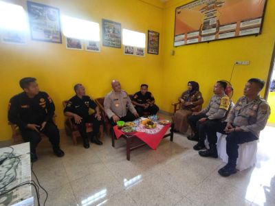 Kapolres AKBP Witdiardi Silaturahmi ke Sekretariat Senkom Mitra Polri Kota Prabumulih