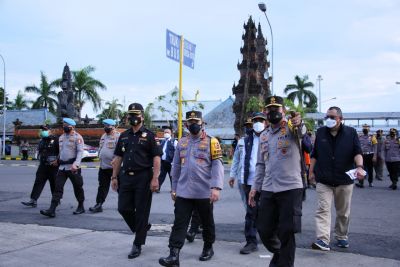Kapolri Sidak Pengamanan Arus Mudik di Bali, Ini Intruksi Ketum Senkom